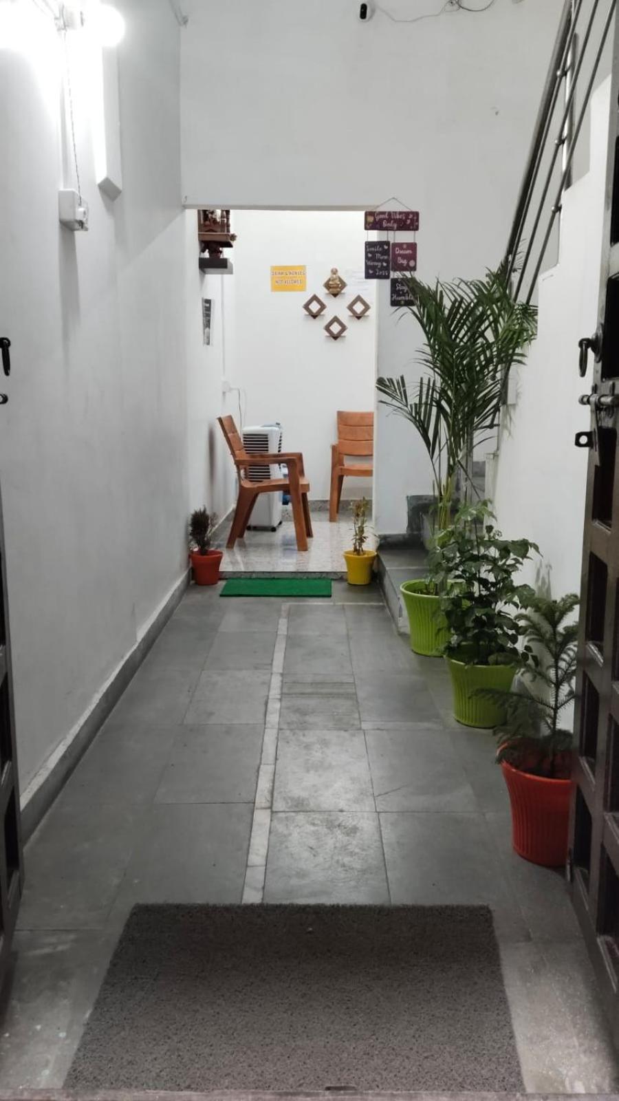 Shree K.B Guest House Bénarès Extérieur photo